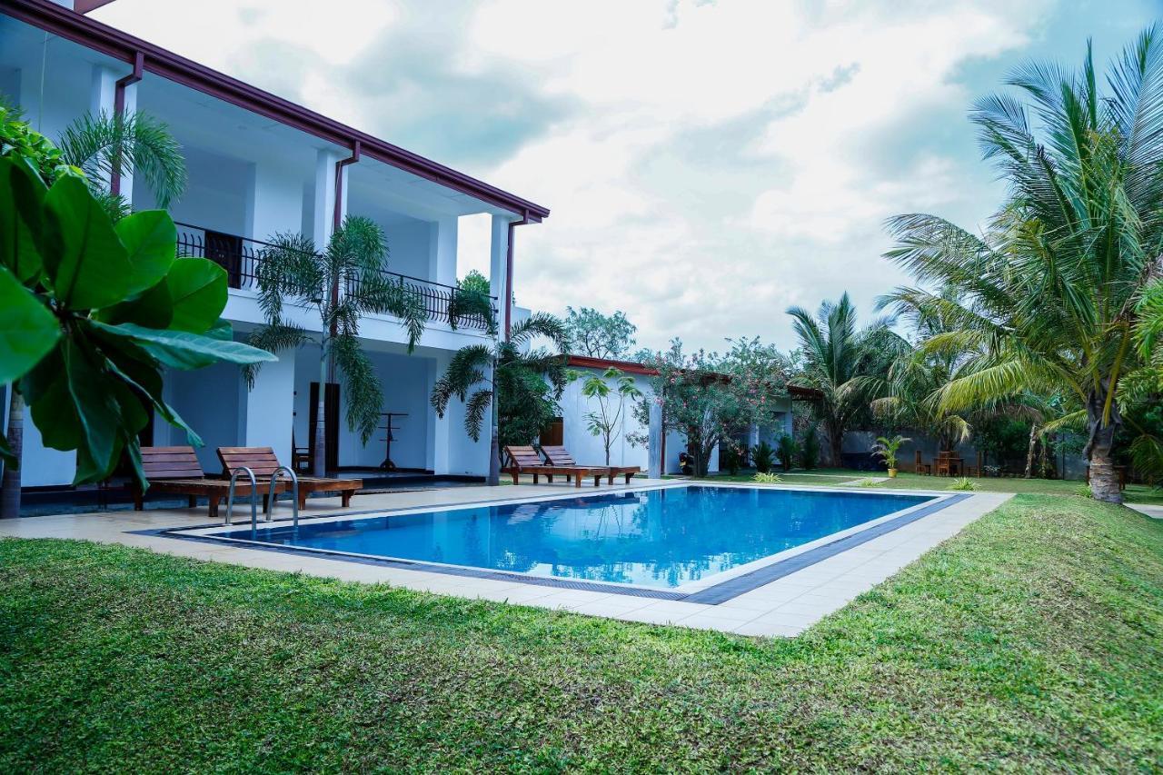 Sea Lagoon Beach Hotel Trincomalee Exteriér fotografie